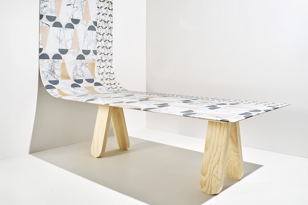 Papiro-Cône-wallpaper-Table-01