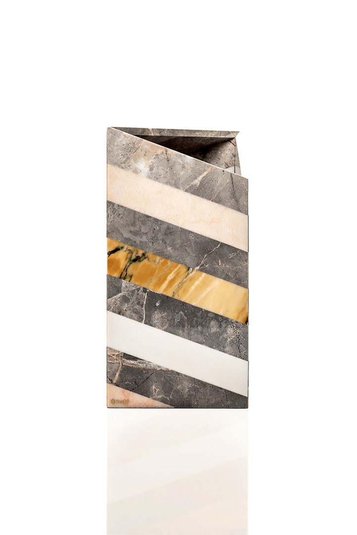 Earthquake-vase-budri-marmo-long-01