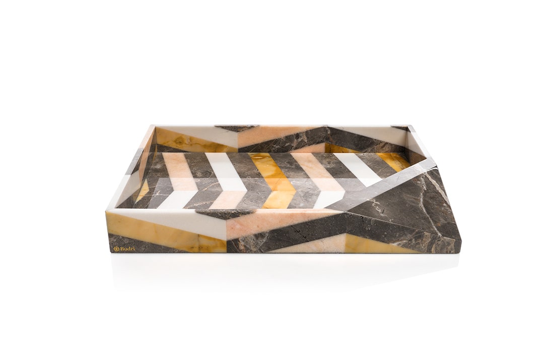 Earthquake-vase-budri-marmo-front