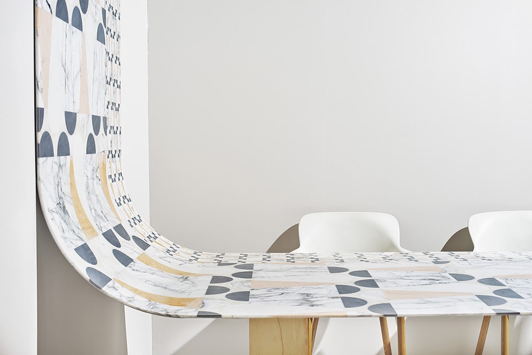 Papiro-Cône-wallpaper-Table-02