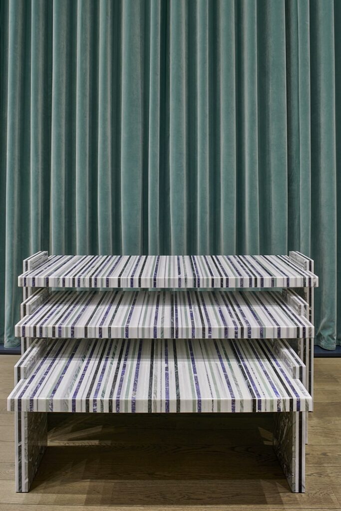 fragment_trittico_side_tables-front