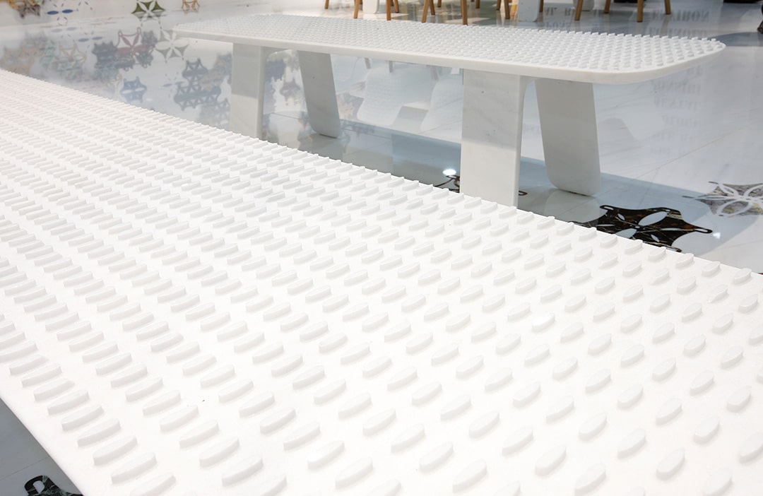 Marblelace-Fachiro-bench-detail