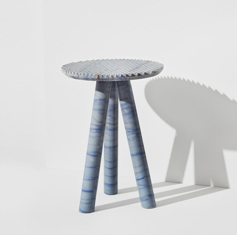 rabbet–azul-coffee-table